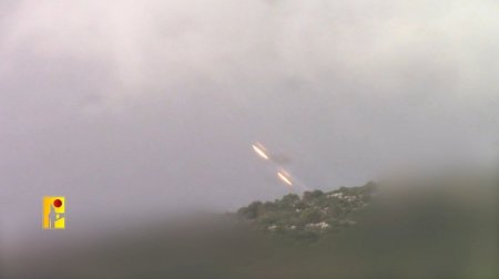 إصابة المئات في انفجار أجهزة اتصال لاسلكية في لبنان