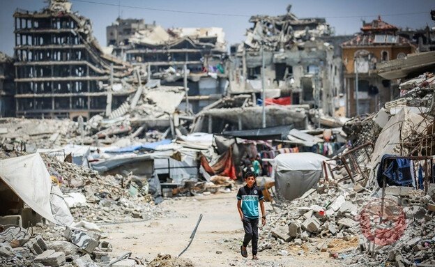 4 شهداء وإصابات في قصف مركبة واستهدف المواطنين بقطاع غزة