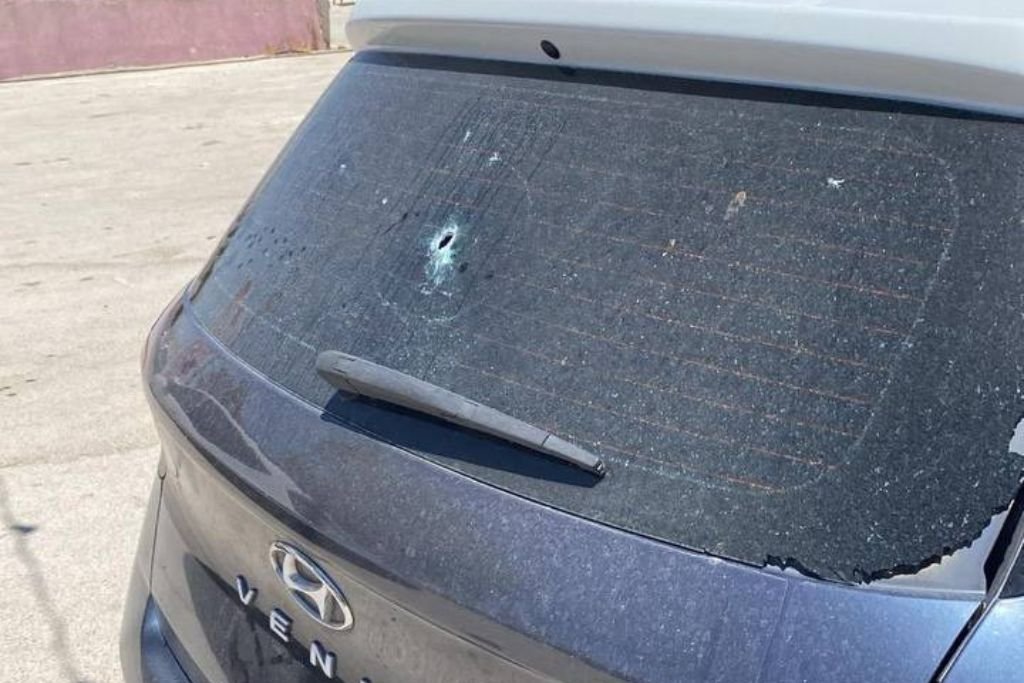 الاحتلال يداهم منازل ويطلق النار على مركبة خلال اقتحامه صانور