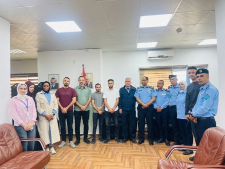بمناسبة اليوم العالمي لحرية الصحافة الشرطة تطلق المجلس المجتمعي الإعلامي في طوباس