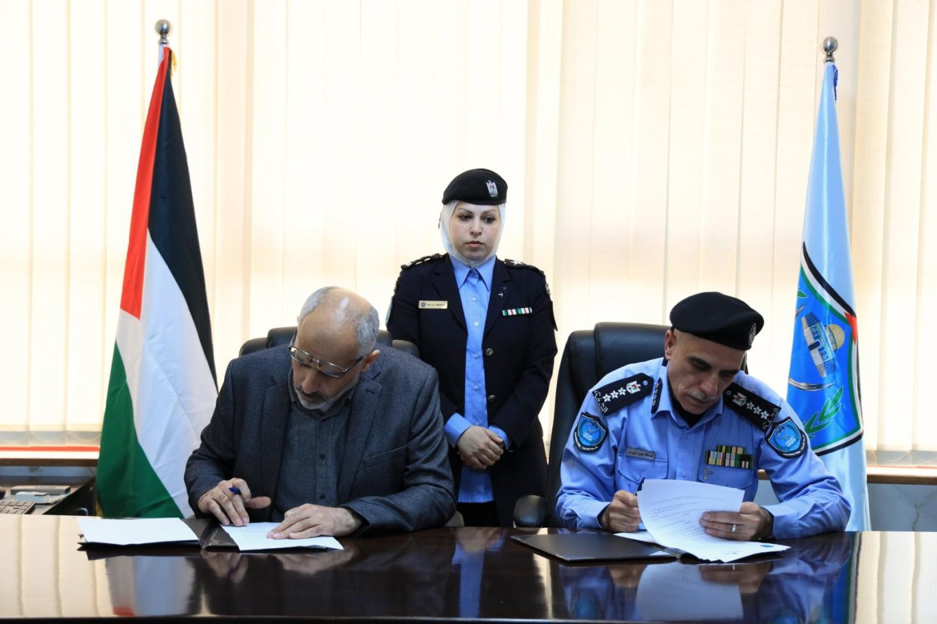 المديرية العامة للشرطة وجامعة بير زيت توقعان مذكرة تفاهم لتعزيز التعاون المشترك