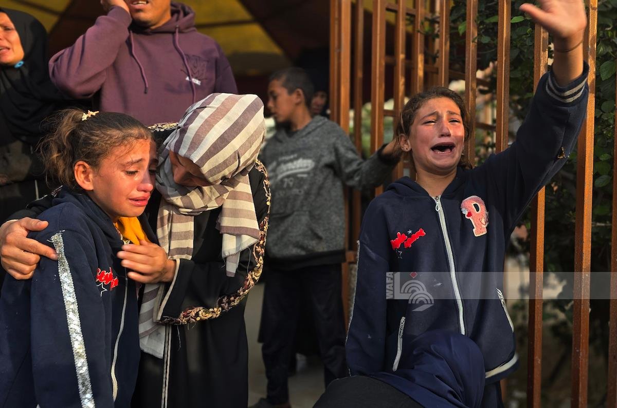 3 شهداء منذ صباح اليوم: شهيدان ومصابون في قصف الاحتلال مركبة بخان يونس