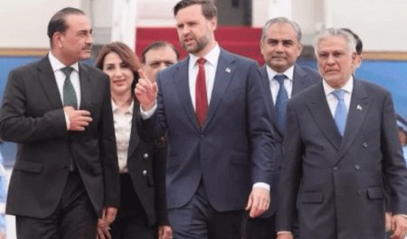 فانس: أمريكا تحرز تقدما في المحادثات مع إيران