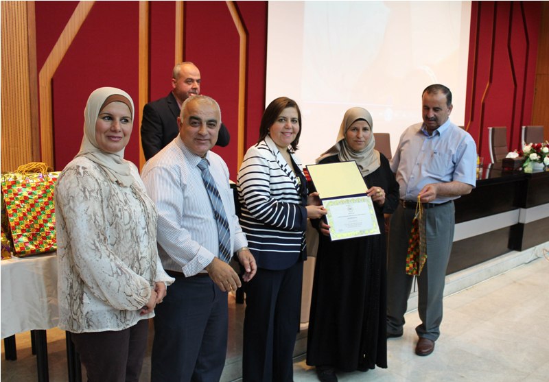 الجامعة العربية الامريكية تكرم معلمين ومدراء مدارس ومشرفين تربويين من مديريات التربية في جنين وطوباس وقباطية