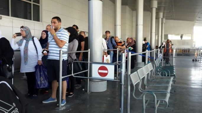 هام بخصوص السفر عبر معبر الكرامة 