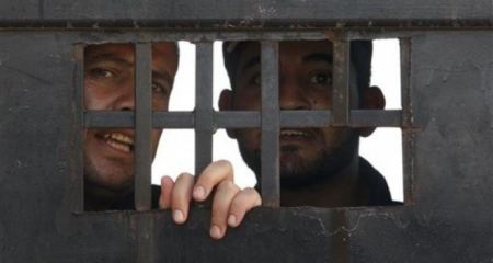 أسيران يدخلان عامهما الـ14 في الأسر