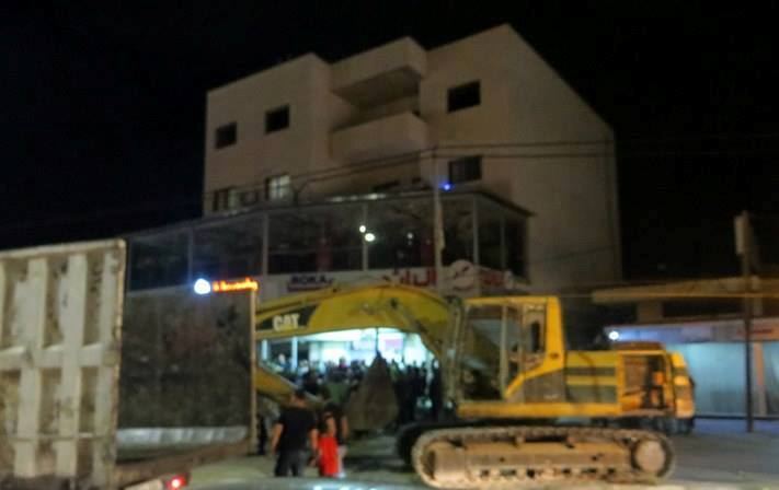 جنين: حملة لإزالة التعديات على شارع الناصرة : البلدية امهلت المتعدين حتى صباح الاحد لإزالة تعدياتهم على الشارع والرصيف