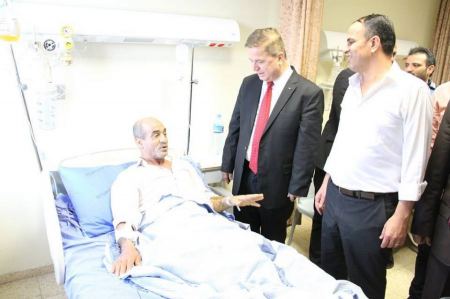 وزير الصحة يتفقد مستشفى جنين الحكومي ويطمئن على سير العمل