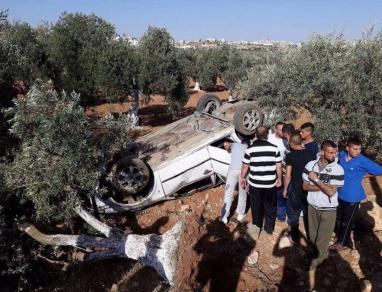 وفاة طفلة و4 اصابات خطيرة بانقلاب مركبة في يطا