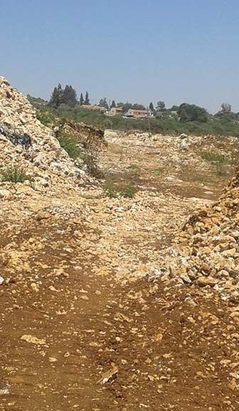الاحتلال يجرف أراضي في قرية ظهر المالح الواقعة داخل جدار الضم والتوسع العنصري شمال بلدة يعبد بمحافظة جنين