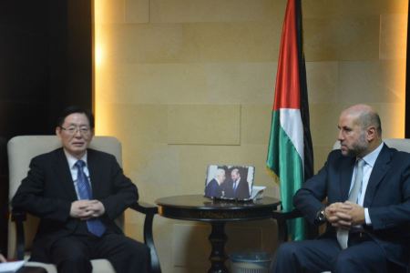 الهباش يستقبل وزير الاديان الصيني 