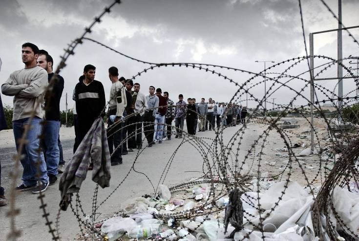 فلسطين: أكثر العاطلين عن العمل من حملة الشهادات الجامعية