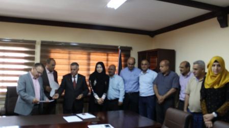 مديرية جنين تنهي إجراءات استلام وتسليم 14 هيئة محلية
