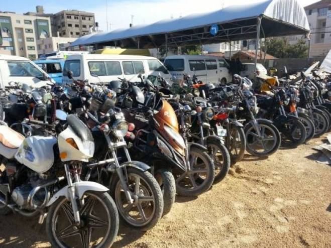 ضبط 8 دراجات نارية بالخليل غير قانونية تزعج المواطنين