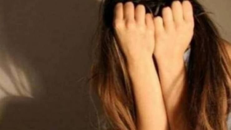 أب وأم يبيعان ابنتهما القاصر مقابل هذا الشيء