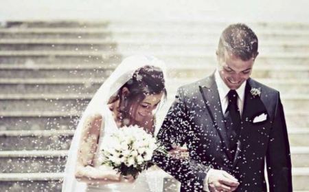 هام.. 4 أكاذيب عن الزواج توقف عن إقناع نفسك بها!