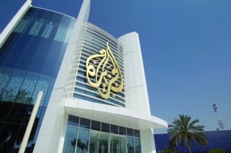حكومة الاحتلال تقرر إغلاق مكاتب قناة الجزيرة في أراضي الـ48