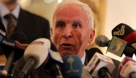 الاحمد: هناك قرار من الرئيس بإنهاء مشكلة الرواتب