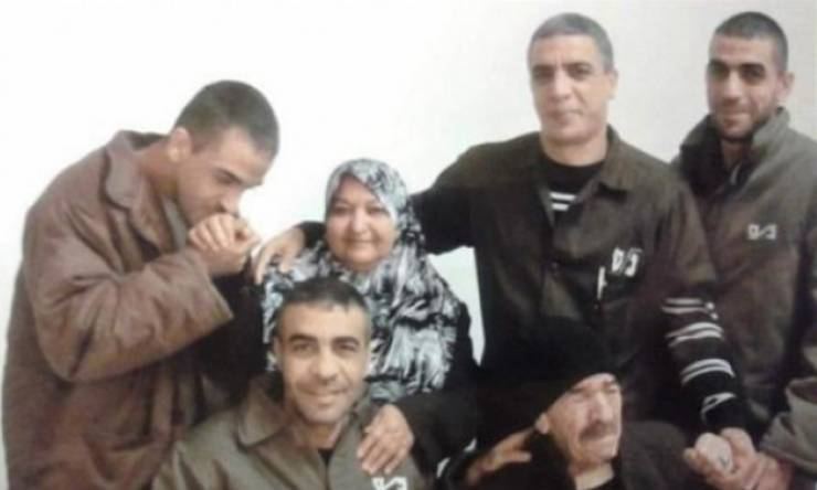 الاحتلال يخطر بهدم منزل 'خنساء فلسطين' بالأمعري