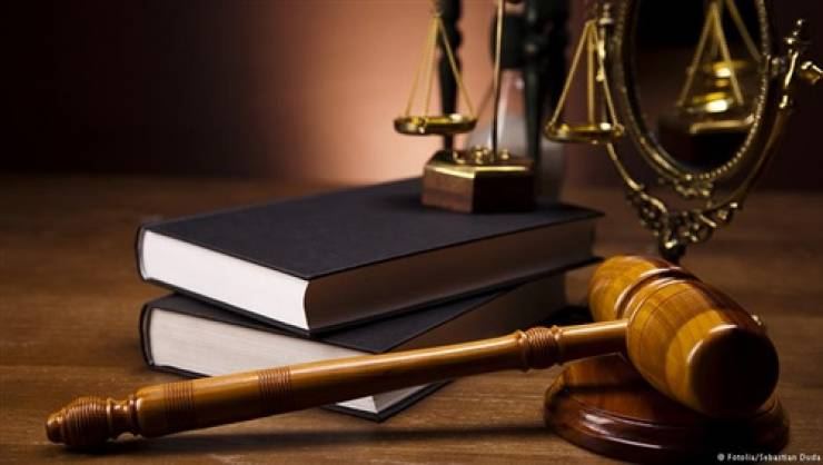 اعفاء قائد منطقة الخليل من مهامه إثر الاعتداء على قاضي
