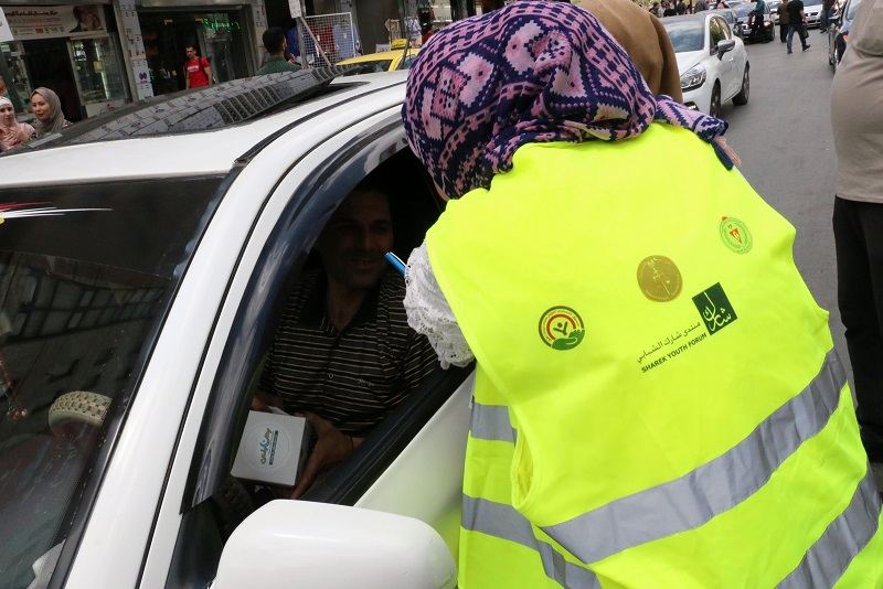  الشرطة و النيابة و صندوق الحوادث ومنتدى شارك ينفذون نشاطاً توعياً في نابلس