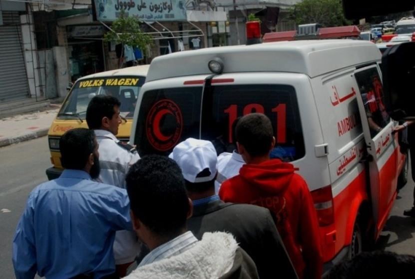 التحقيق في ظروف وفاة مواطن سقط من علو