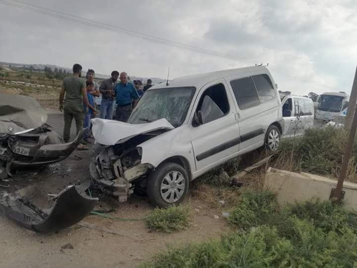إصابة 4 مواطنين بحادثي سير جنوب جنين