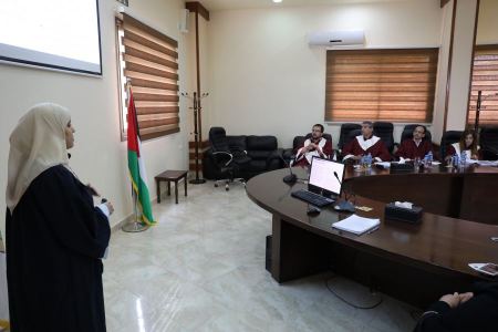 خضوري: الباحثة سوسن عويس تنجح في تحقيق إنجاز علمي من خلال رسالتها الماجستير في برنامج التكنولوجيا الحيوية الزراعية