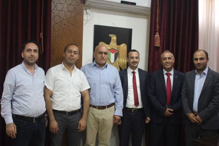 محافظ جنين يبحث التعاون الثنائي مع جمعية حماية المستهلك الفلسطيني لتعزيز المنتج الوطني
