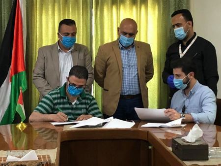 خلال مشاركته في تجمع خريجي الفوج الذهبي من طلبة جامعة القدس المفتوحة الرجوب: بالعلم والمعرفة تُبنى وتنهض الأمم والشعوب