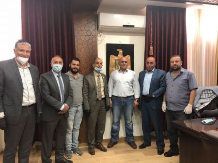 الرجوب يبحث سبل التعاون المشترك مع الشركة العالمية المتحدة للتأمين
