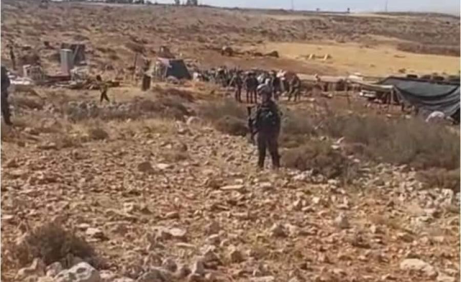 الاحتلال يهدم خياما سكنية تأوي 15 فرداً شرق رام الله