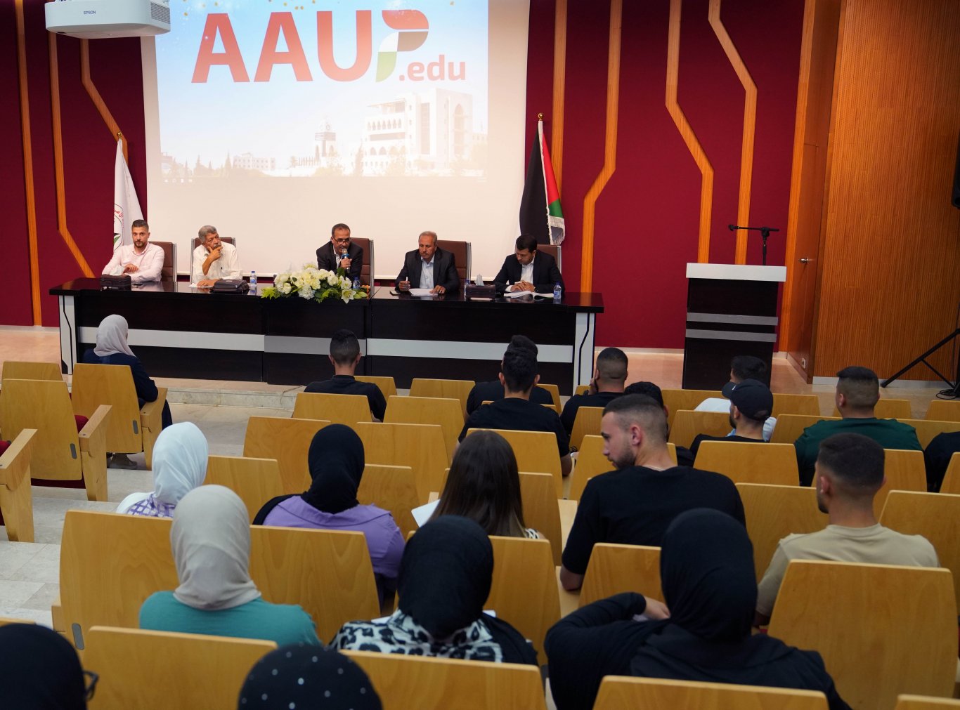 الجامعة العربية الأمريكية تنظم ندوة علمية حول طرق وآليات التخمين العقاري والتحكيم القانوني استهدفت طلبة قسم علوم العقارات