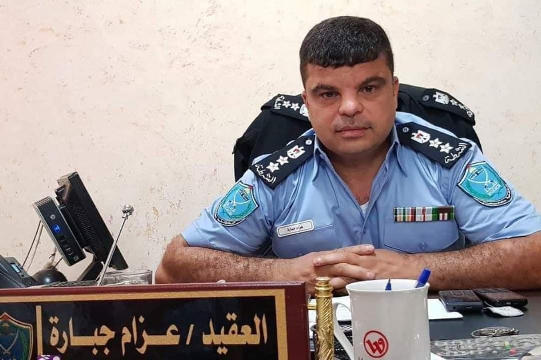 العميد عزام جبارة مدير شرطة المحافظة يؤكد خلال الاجتماع الأسبوعي على اسناد طواقم البلدية خلال عملية تنظيم الأسواق