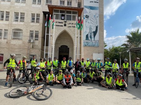 انطلاق طواف فلسطين الأول تحت شعار " فلسطين ع البسكليت " 