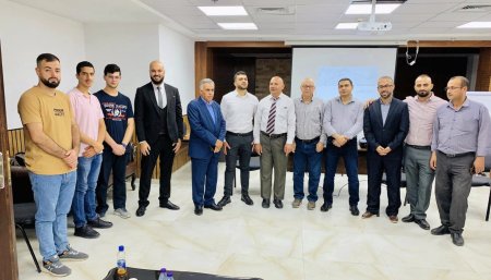 كلية تكنولوجيا المعلومات في الجامعة تشارك في فعاليات ملتقى جنين التقني