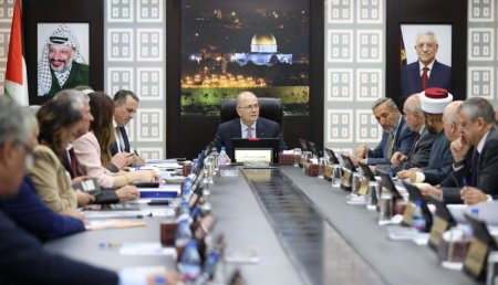 الحكومة: الجهود الدولية بدأت تثمر في توجه بعض الدول إلى تقديم مساهمات مالية