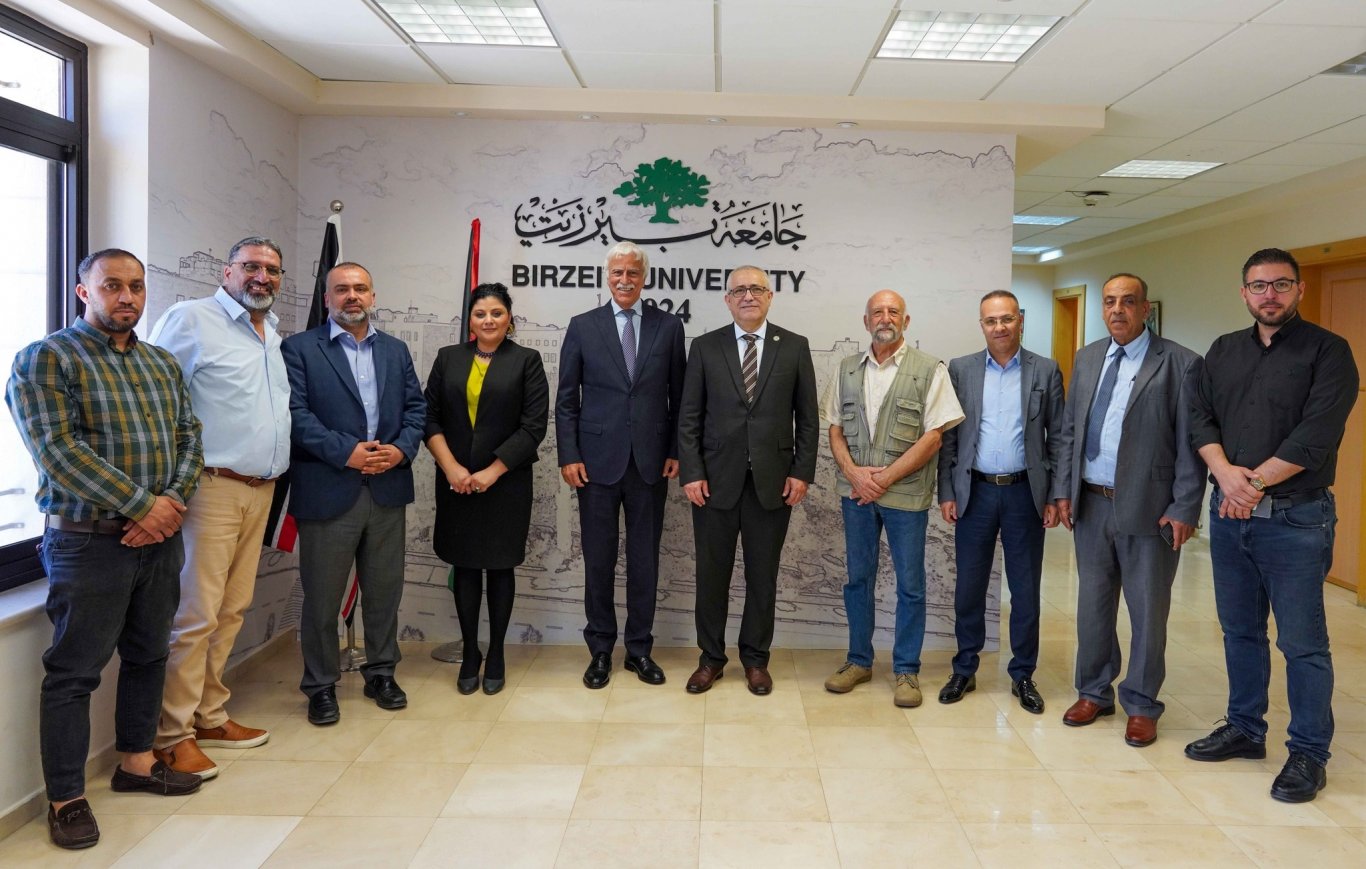 المكتبة الوطنية وجامعة بيرزيت تبحثان آفاق الشراكة في مشروع توثيق الأرشيف الوطني