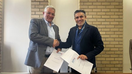 في خطوة لشراكة فريدة فلسطينيًا: جامعة القدس توقع مذكرة تفاهم في مجال الأبحاث السريرية في جنوب أفريقيا