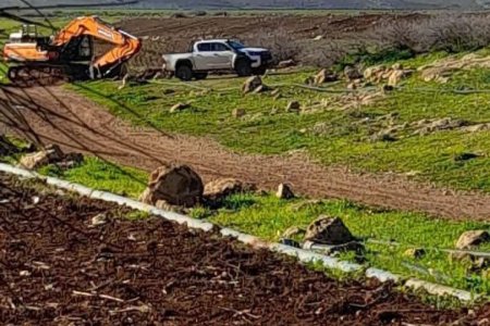 الاحتلال يدمر خطوطا ناقلة للمياه شرق طمون 