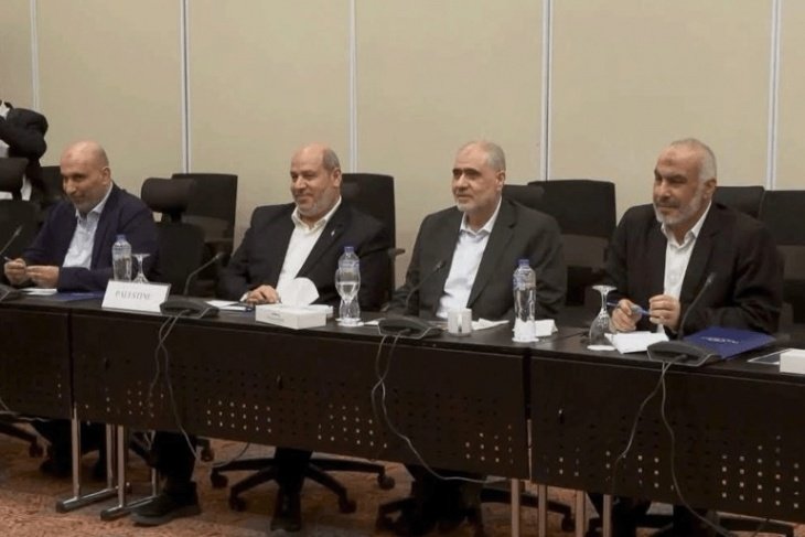 وفد حماس المفاوض يصل إلى القاهرة لاستكمال تطبيق اتفاق وقف إطلاق النار