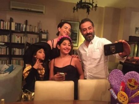 هل عادت الفنانة أمل عرفه لطليقها الفنان عبد المنعم عمايري