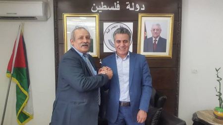 الشيوخي يبحث مع قائد الضابطة الجمركية تطوير برامج مكافحة بضائع المستوطنات والتهريب والتعاون المشترك
