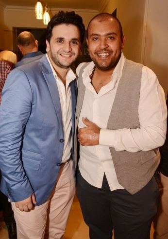 عقد قران نجم 'مسرح مصر'.. والعروس تخطف الأنظار بجمالها