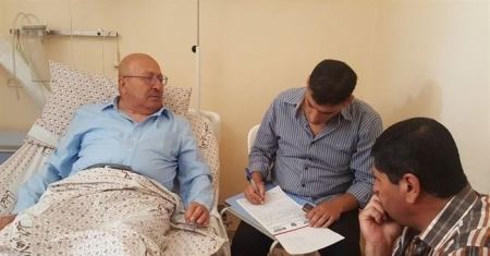 نقل رئيس بلدية الشيوخ للمشفى اثر اعتداء من قبل مواطنين