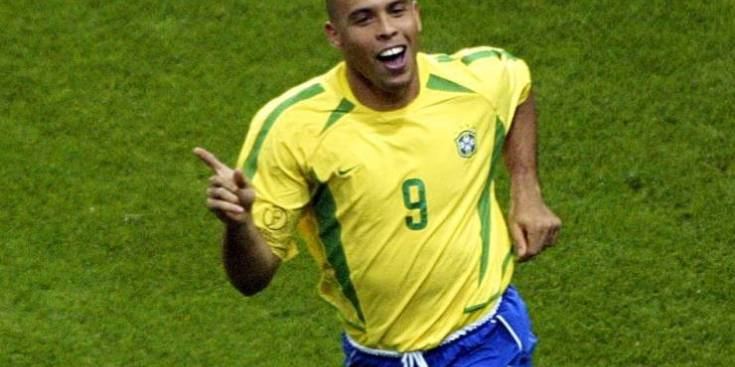 صور صادمة .. لن تُصدّقوا كيف أصبحَ شكل الأسطورة البرازيلي ‘رونالدو’