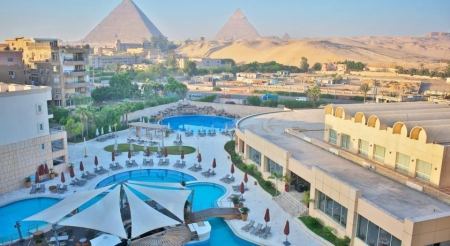 وفاة طفلة من الجلزون في حادث تسمم بأحد الفنادق المصرية