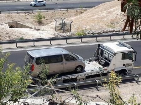الاحتلال يستولي على 4 مركبات إحداها لوكالة "وفا" في الخان الأحمر