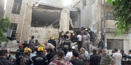 وفاة 3 فلسطينيين بانهيار مبنى في الزرقاء بالأردن