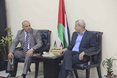 قلقيلية : ورشة عمل حول الأوراق التجارية " الشيك والكمبيالة "